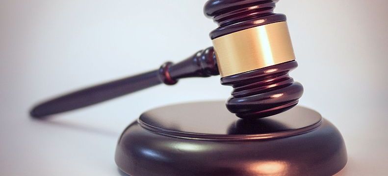 Holguin-Hernandez-gavel