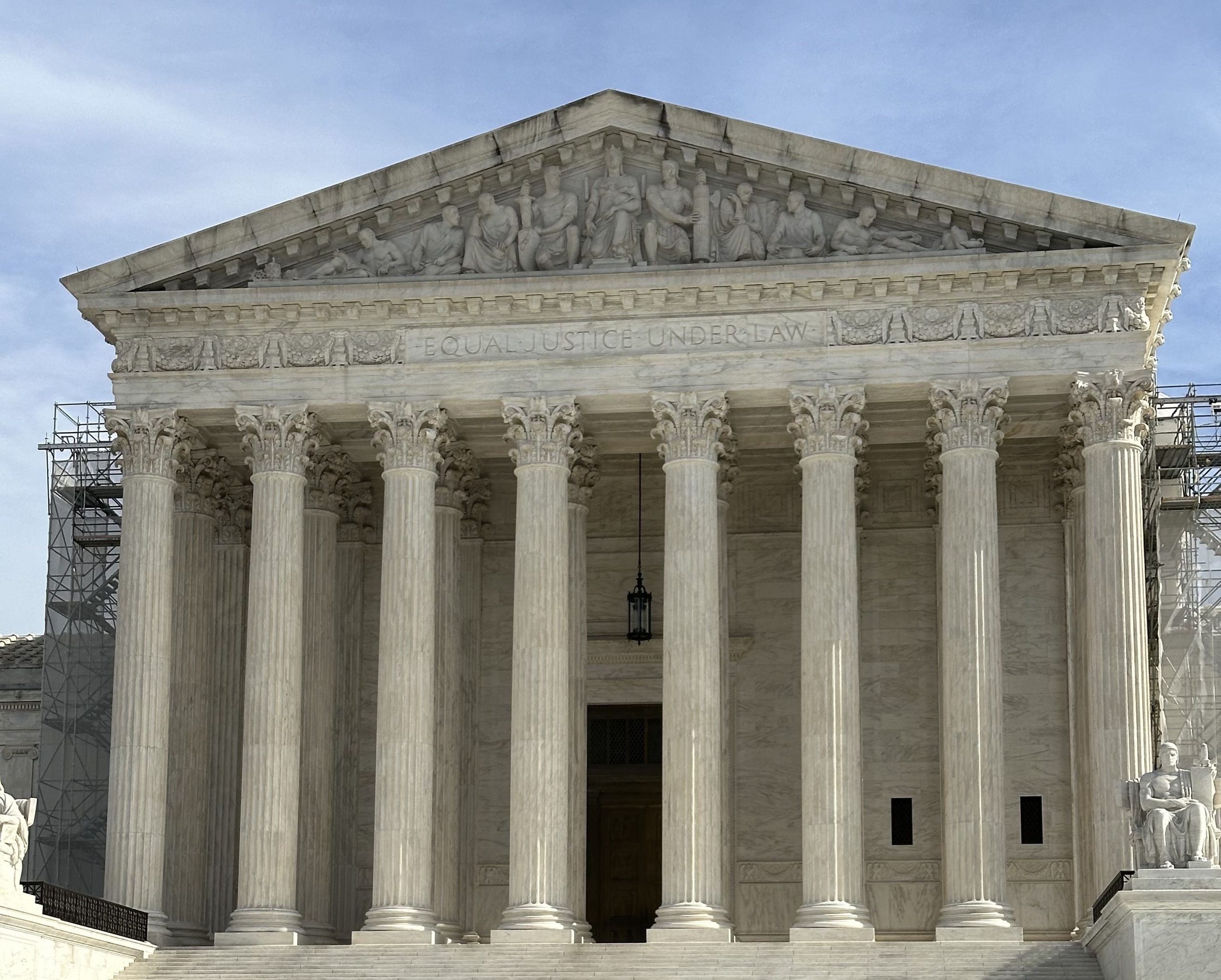 Justices dubious about dismissing suits while waiting for arbitration
