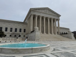 The key arguments in the birthright citizenship case